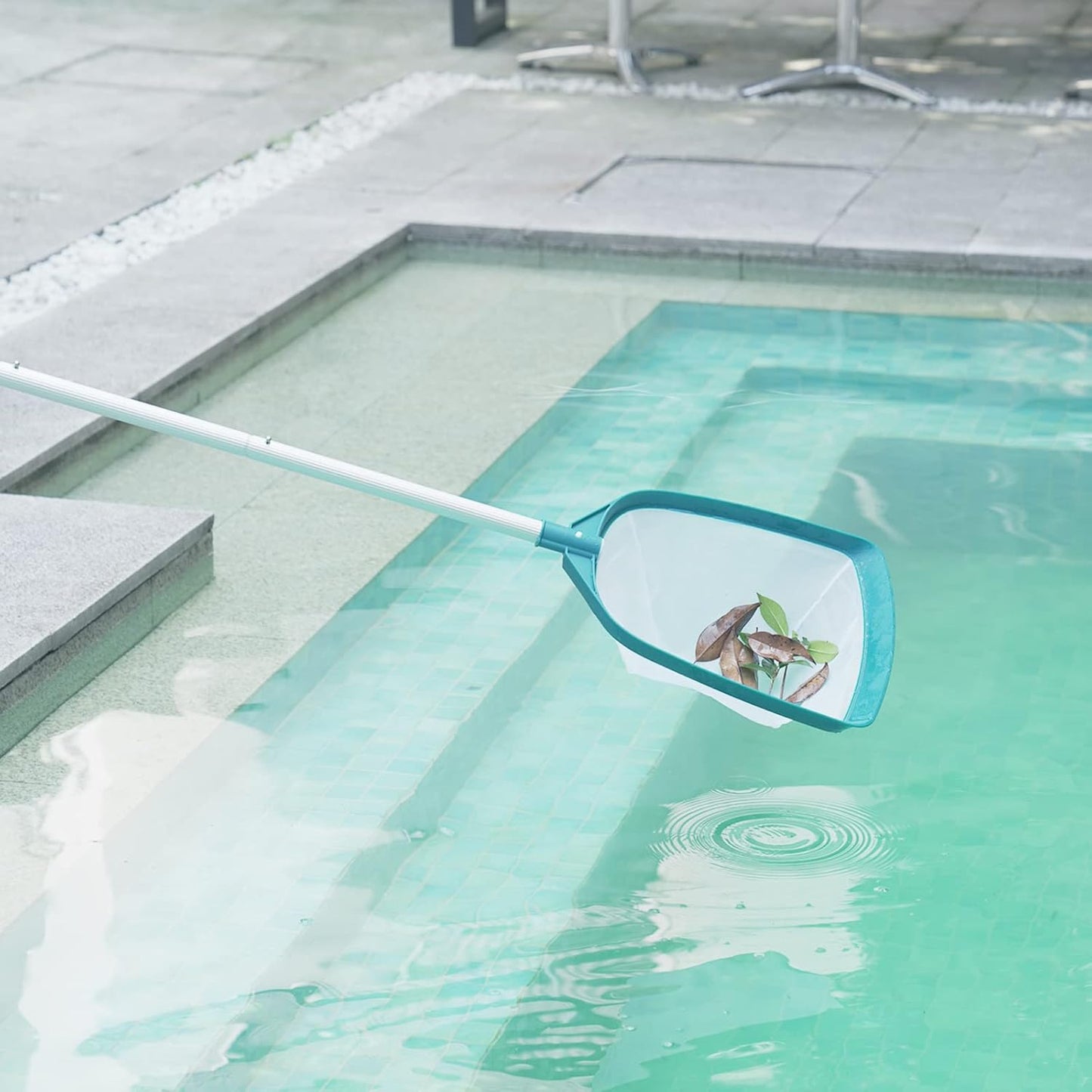 Telescopic Leaf Skimmer with Adjustable Aluminum Pole and Fine Nylon Mesh for Pools and Spas