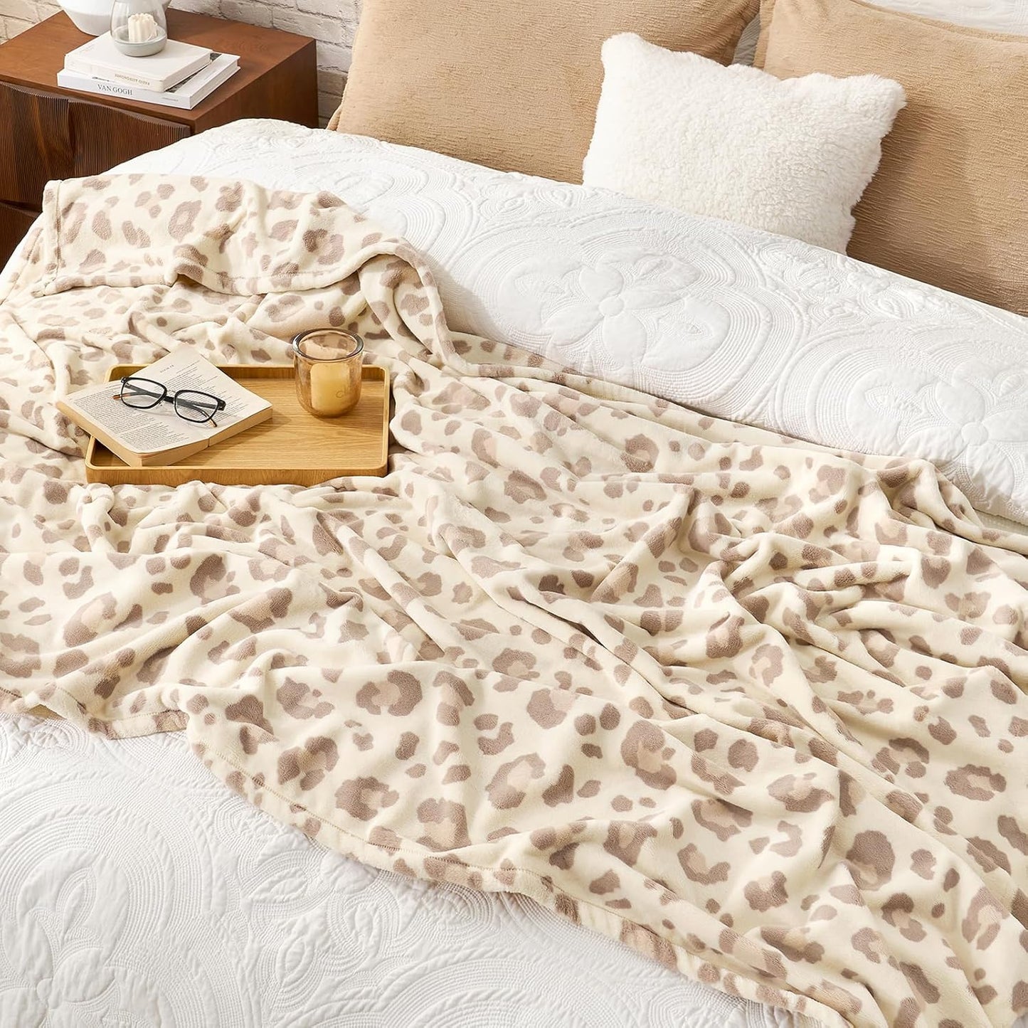 Leopard Print Fuzzy Throw Blanket – Thick Soft Fleece for Couch & Bed (Khaki Brown, 50" x 60")