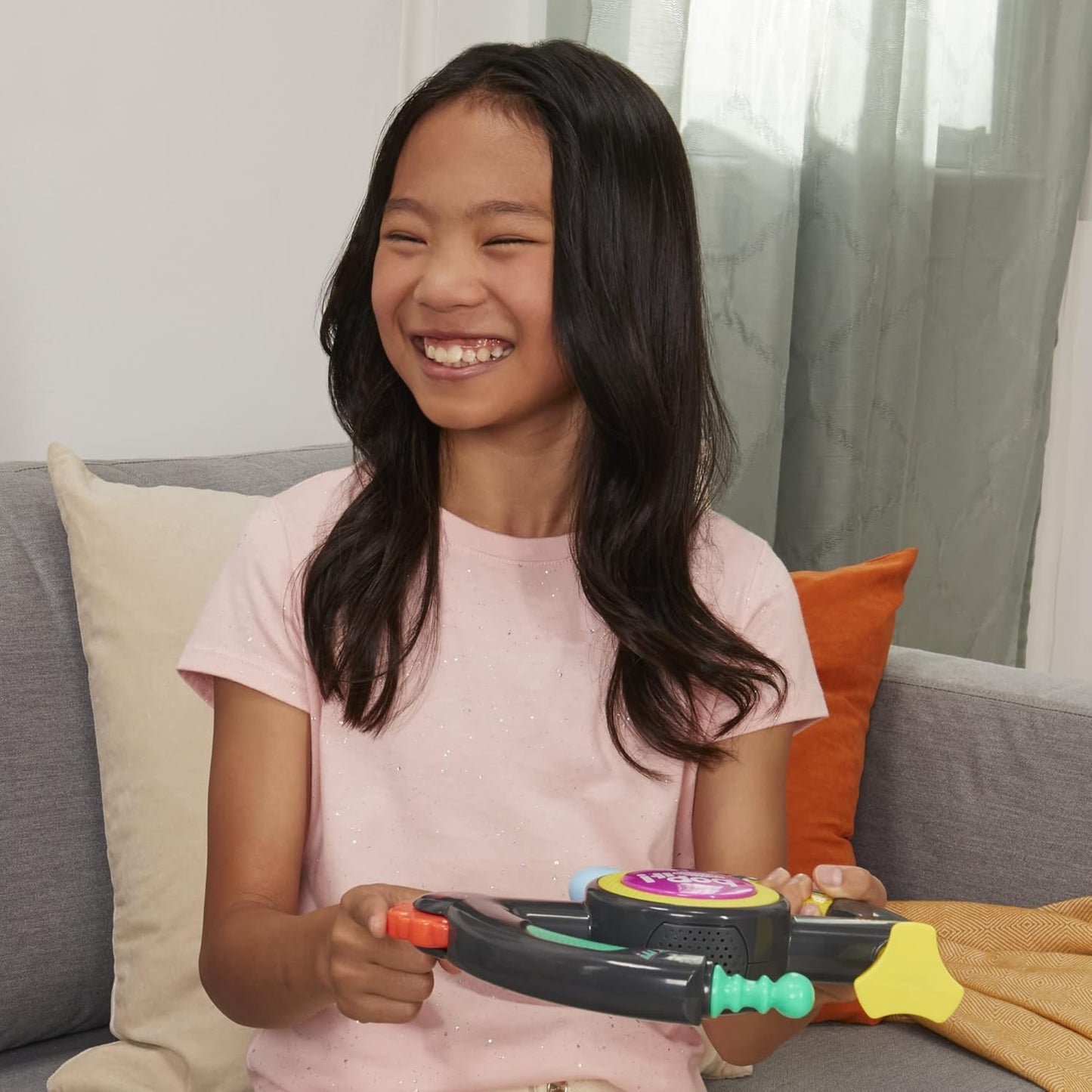 Bop It Extreme Electronic Game – Fun Party Game for 1 or More Players, Ages 8+ | Features 4 Modes, Including One-On-One Mode