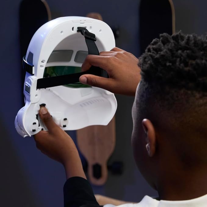 Star Wars Stormtrooper Electronic Mask – Light-Up Phrases & Sound Effects (Ages 5+)