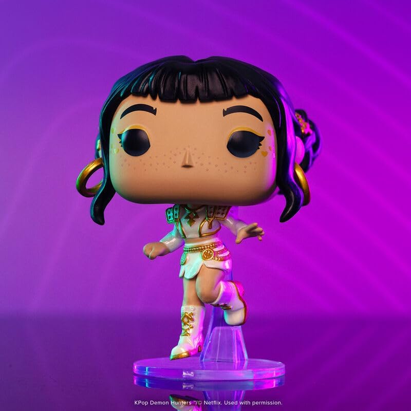 Zoey Collectible Vinyl Figure – Kpop Demon Hunters Official Merchandise for Anime Fans