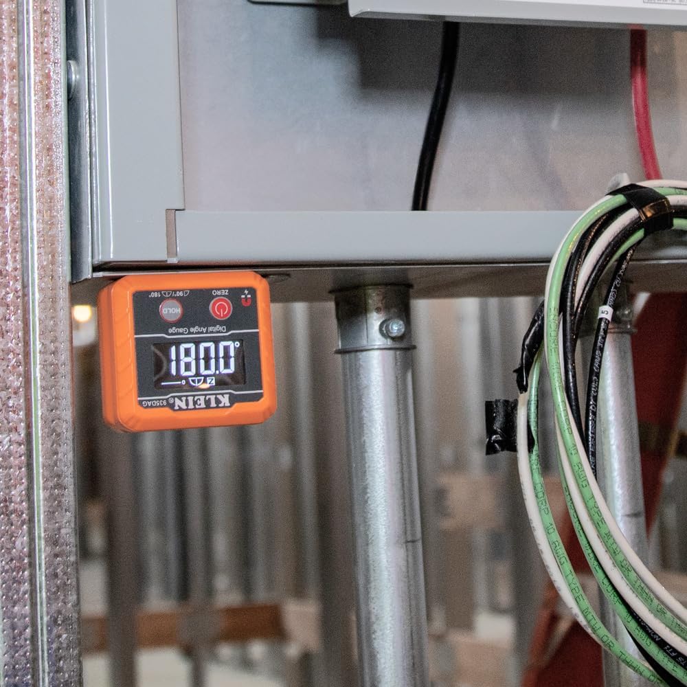 Digital Level and Angle Gauge: 0-90° and 0-180° Measurement