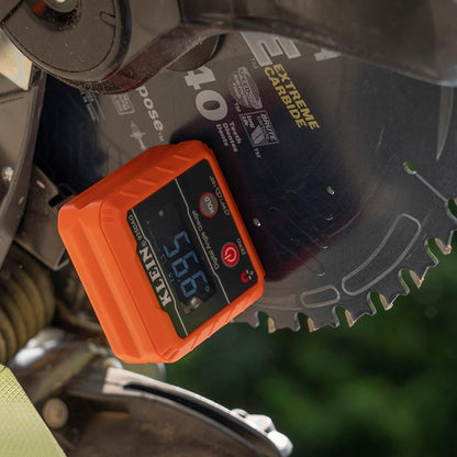 Digital Level and Angle Gauge: 0-90° and 0-180° Measurement