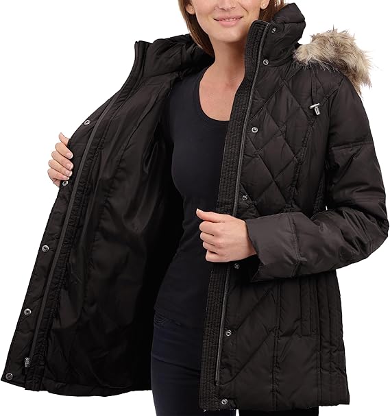 Women’s Diamond Quilted Down Coat – Lightweight with Detachable Fur Hood