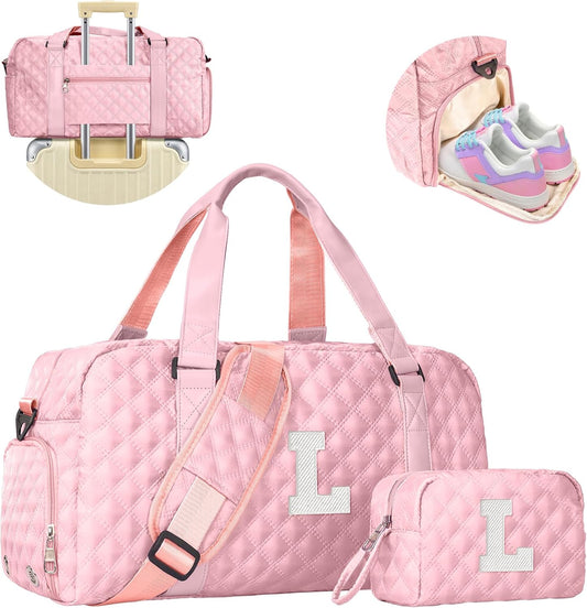 Personalized Duffle Bag – Carry-On Travel & Gym Bag (Baby Pink, Letter L)