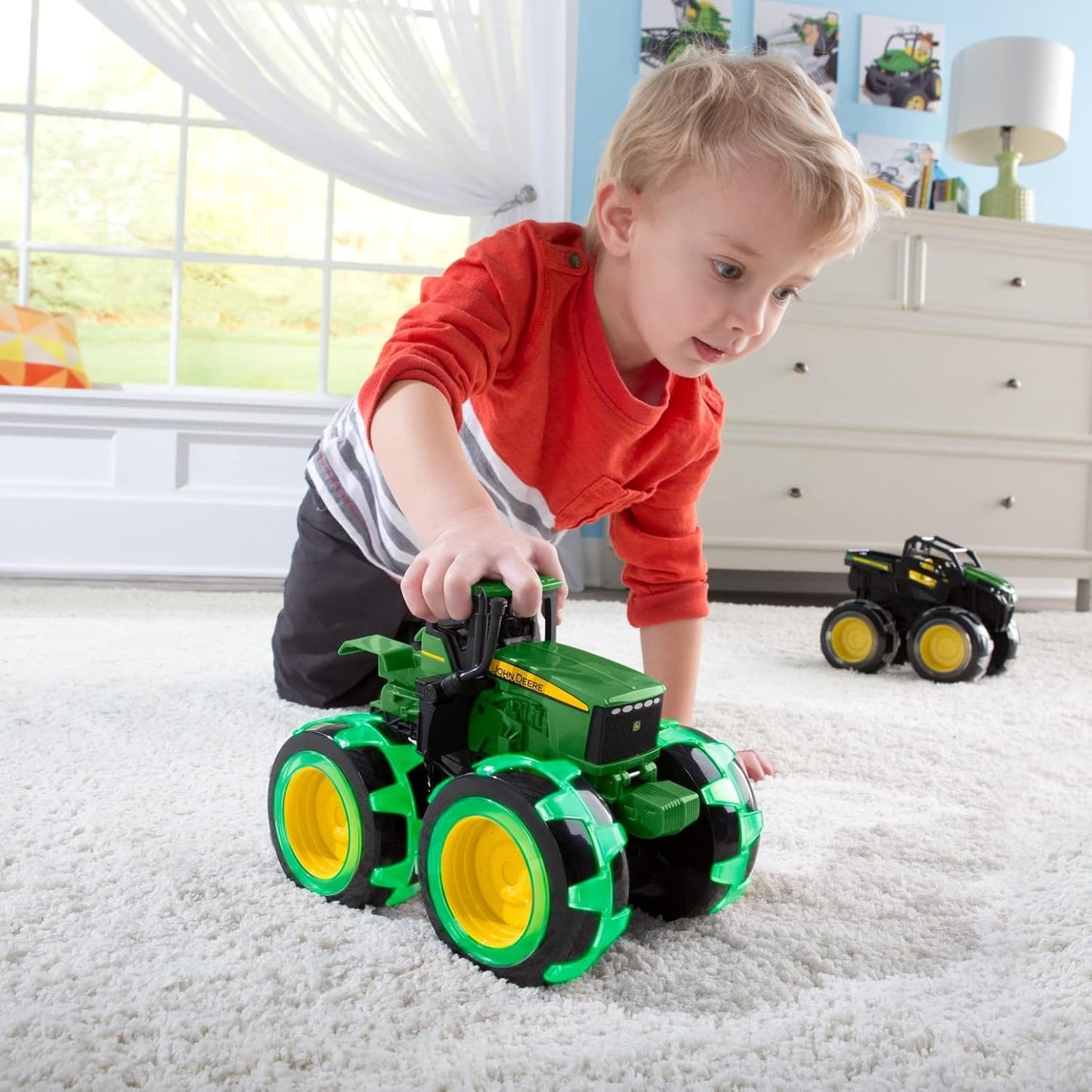 John Deere Monster Treads Tractor – Motion-Activated Light-Up Monster Truck (Ages 3+)