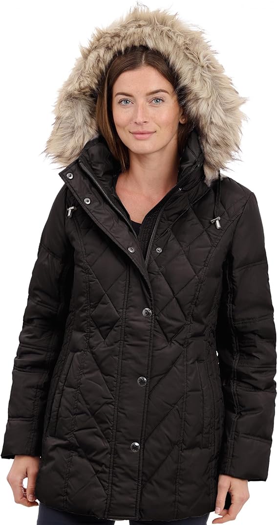 Women’s Diamond Quilted Down Coat – Lightweight with Detachable Fur Hood