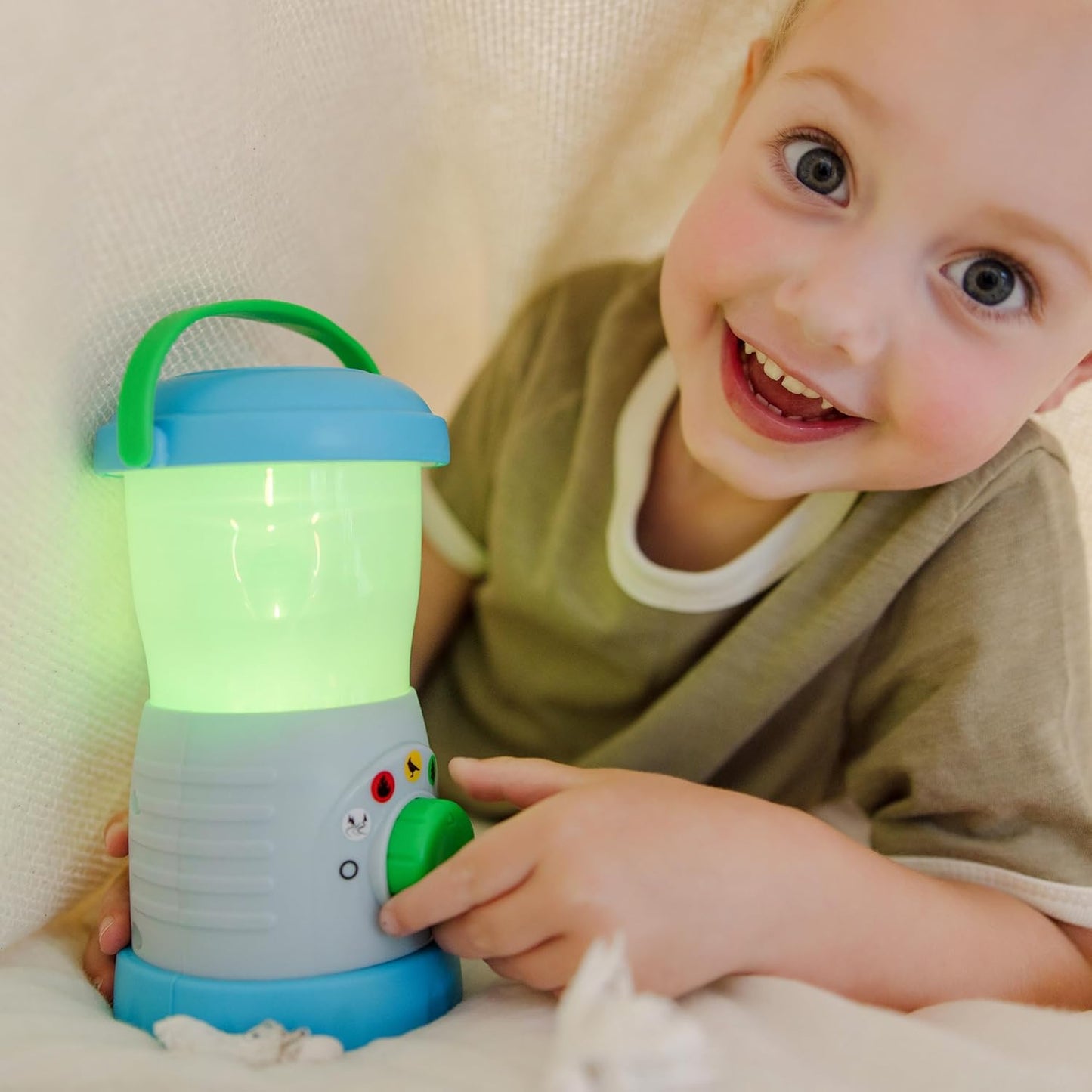 Light & Sound Camping Lantern Play Set