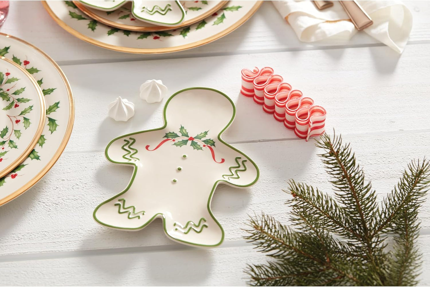 Holiday Gingerbread Man 8-Inch Porcelain Plate - Service for 1