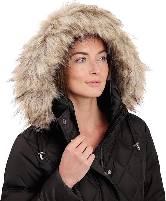Women’s Diamond Quilted Down Coat – Lightweight with Detachable Fur Hood