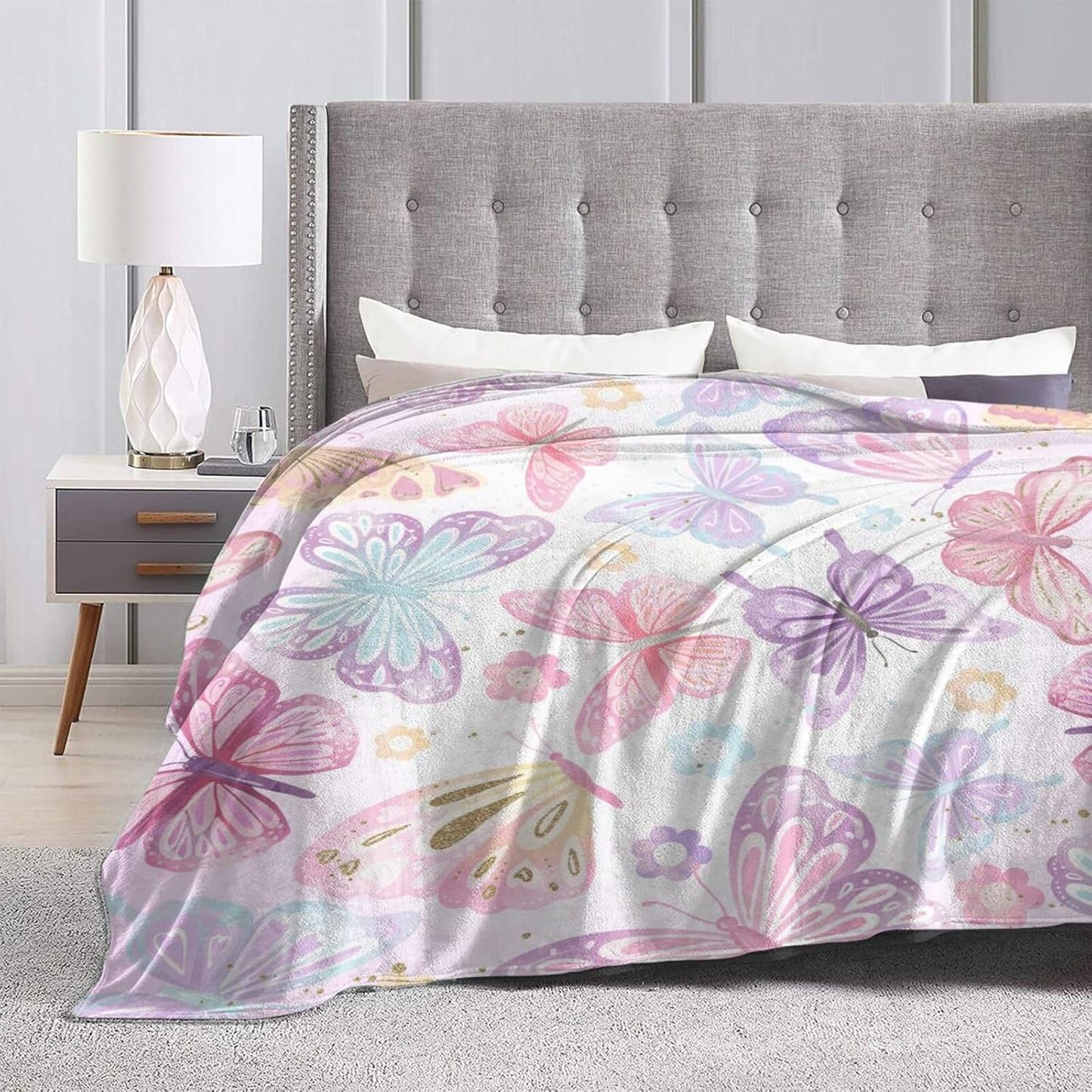 Cozy Pink Butterfly Throw Blanket for Women and Kids – Super Soft Plush Fleece, 40"x50"