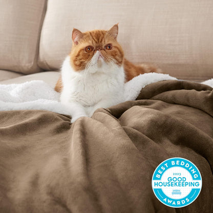 GentleSoft Sherpa Fleece Blanket – King Size Plush, Thick & Warm (Camel, 108x90")