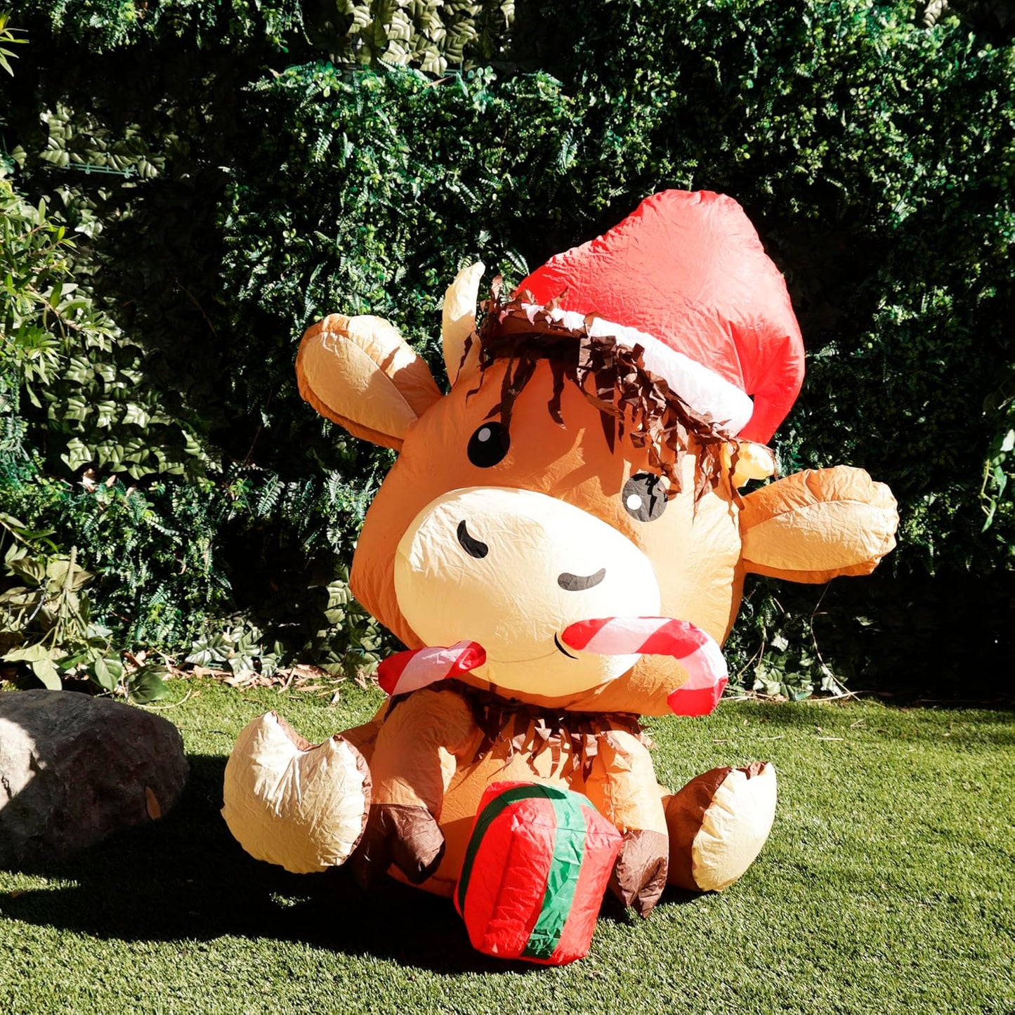 41" Inflatable Highland Cow Christmas Decor with LED Lights