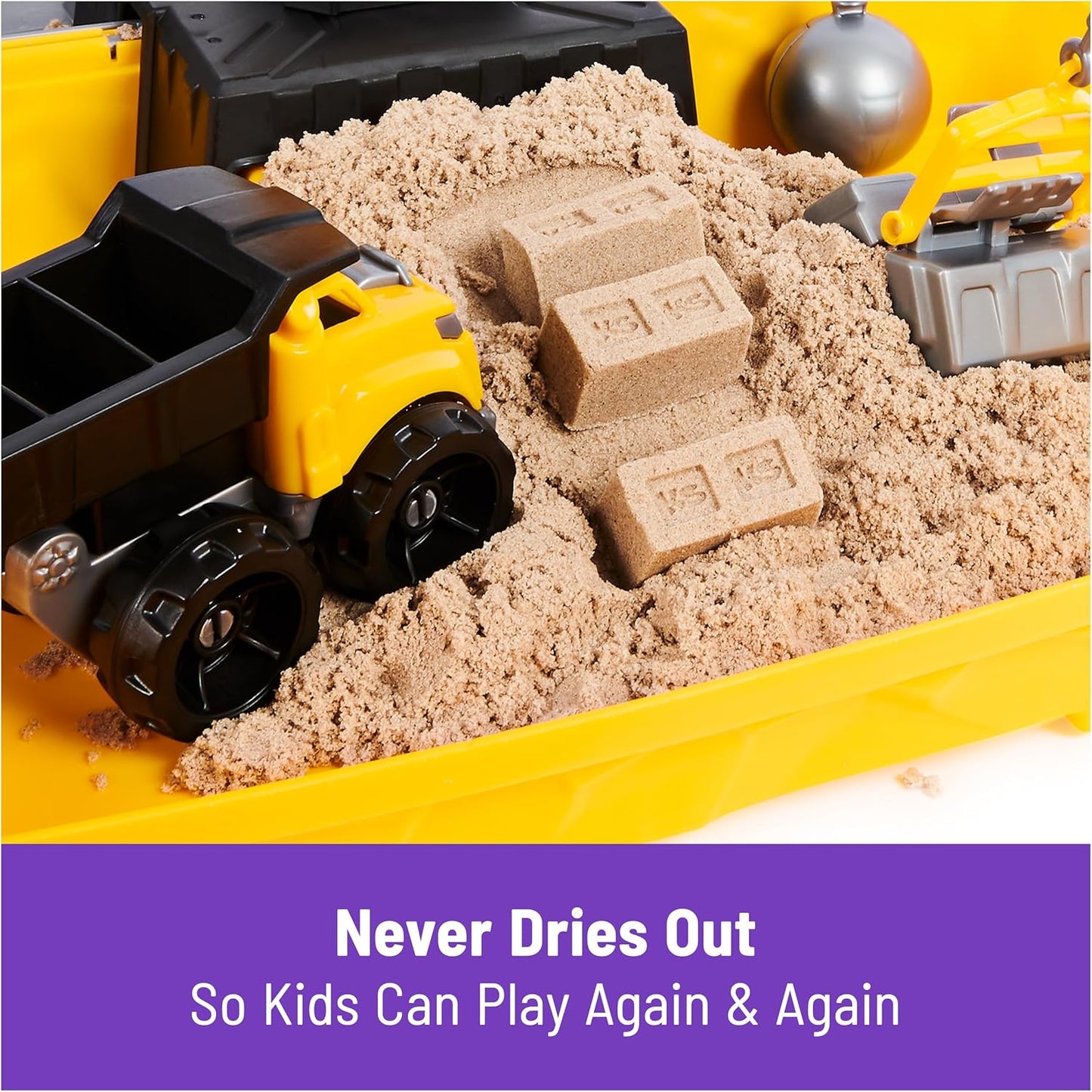Kinetic Sand Construction Site Sandbox with 2lbs Sand & Toy Truck for Ages 3+